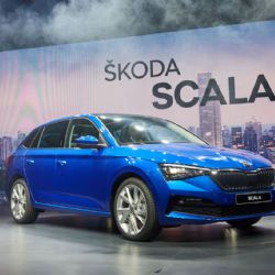 Nový kompaktní model značky ŠKODA vyjíždí poprvé na scénu