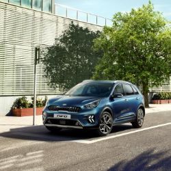 Prodej modernizovaných modelů Niro HEV a PHEV zahájen