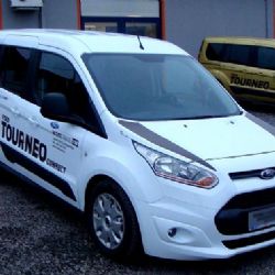 Referenční a předváděcí vozy FORD