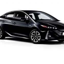 Toyota představuje nový pětimístný Prius Plug-in Hybrid