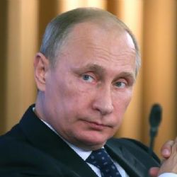 Ani Putin, ani Hollande: Praha sčítá odmítnuté pozvánky