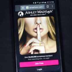 Ashley Madison: Mezi údajnými záletníky jsou vládní úředníci i vojáci