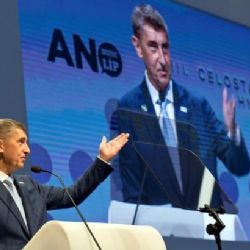 Babiš: ČSSD je zatížena minulostí, před volbami čekáme rozepře