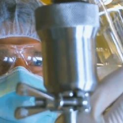 Biologická léčba jde dělat levně. Klíč je v končících patentech a vyšší konkurenci