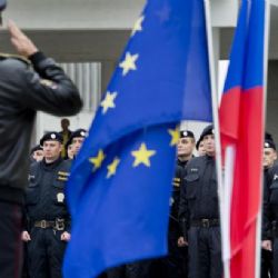 Budapešť ocenila spolupráci s Prahou, OSN chválí české dobrovolníky za pomoc s uprchlíky