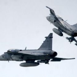 České gripeny se vrací nad Island, využití zbraní je pro ně krajní nouze