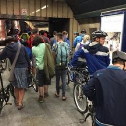 Cyklisté rychlejší aut: Pro cyklojízdu se na okamžik otevřela Blanka