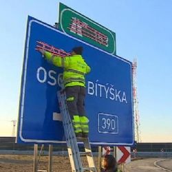 D1 mezi Lhotkou a Velkou Bíteší se v noci zcela zastaví