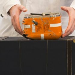 Data z černé skříňky sestřeleného bombardéru jsou nečitelná