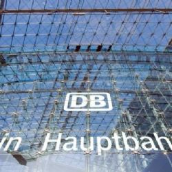 Der Spiegel: Teroristé cílí na nádraží v Berlíně a Drážďanech
