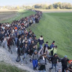 Desetitisíce uprchlíků ve Slovinsku, hranice bude střežit armáda