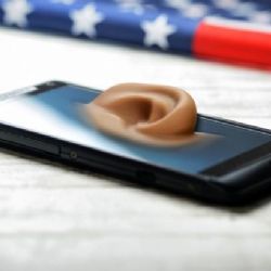 Dilema kvůli odposlechům: NSA možná bude muset přestat 
