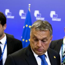 Evropský tisk: Summit řešení nepřinesl, napětí mezi členy EU trvá