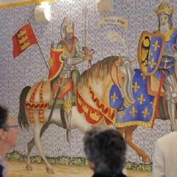 Francouzský hrad se pyšní středověkou freskou z roku 2016