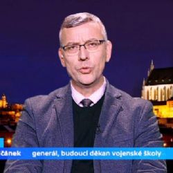 Generál Mičánek: Vojenství není jednoduché, je třeba s ním seznamovat už školáky
