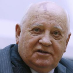Gorbačov nesmí kvůli podpoře anexe Krymu na Ukrajinu