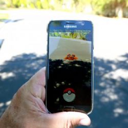 Hra, která zvedla lidi z gauče. Americké muzeum holocaustu už lov pokémonů zakázalo