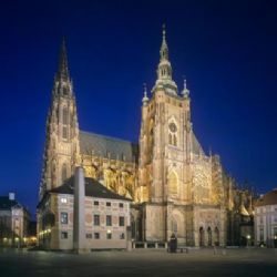 Hrad zvažuje bezpečnostní rámy při vstupu do Katedrály sv. Víta