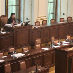 Interpelace tentokrát bez premiéra – a dopoledne i bez ministrů