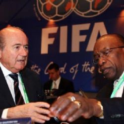Kdo je kdo ve skandálu FIFA? Sedm hlavních bodů kauzy