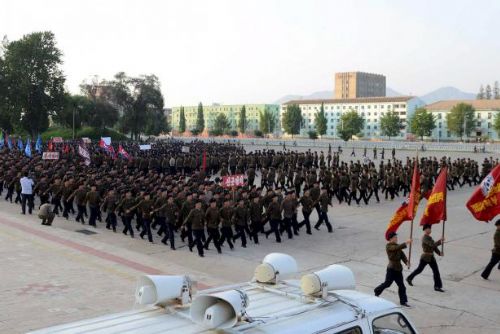 Foto: Kim „čistí“ stranu kvůli incidentu v pohraničí