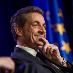 Konečné výsledky: Souboj pravice vyhrál s přehledem Sarkozy