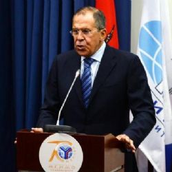 
Lavrov: Jaderné zbraně na Krymu? Rusko to zváží
