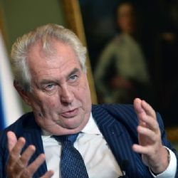 Miloš Zeman vyrazí za muslimy, navštíví Jordánsko a Emiráty