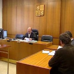 Ministerstvo: O osobní bankrot by se mělo dát žádat jen přes certifikované experty