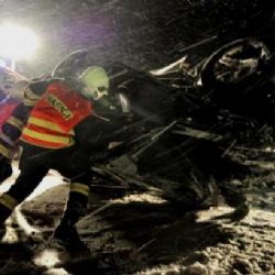 Mrtvých je na silnicích znovu více, řidiči zapomínají, že je zima