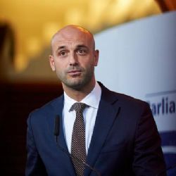 Na dodržování práv uprchlíků bude dohlížet český diplomat