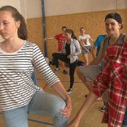 Na venkově mrštné děti, ve městě neohebné? Podle průzkumu je to naopak
