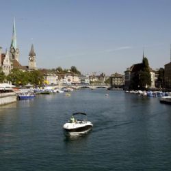 Nejdražším městem světa je Curych. Praha je až 66., nákladnější je i Bratislava