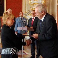 Nová strážkyně soukromí má vrátit úřadu prestiž