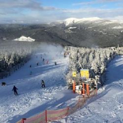 O víkendu na horách napadne až 25 centimetrů sněhu