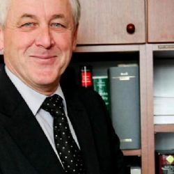 Obměnu Ústavního soudu by mohl dokonat Josef Fiala