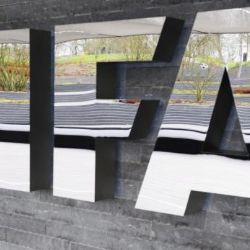 Obří skandál FIFA: vrcholní představitelé organizace byli obviněni z korupce