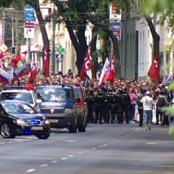 Pět tisíc demonstrantů proti imigraci vítal v Bratislavě nadšený Kotleba