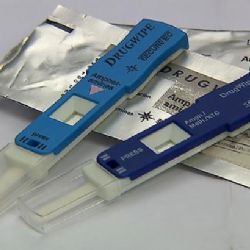 Policie koupí drogové testery za 100 milionů, při zadržování řidičáků bude mírnější