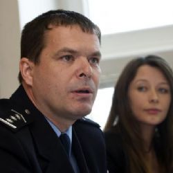 Policie obvinila dvacet lidí z podvodů s pojištěním, podíleli se i lékaři