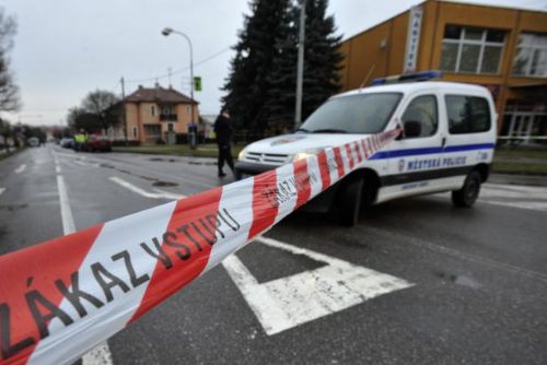 Foto: Policie vyšetřila střelbu v Brodě. Pachatel jednal sám