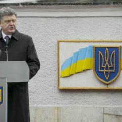 Porošenko nehodlá gubernátorům trpět jejich soukromé armády