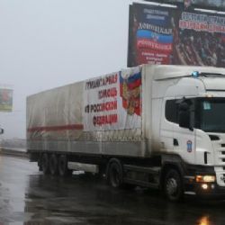
Porošenko: Rusko v humanitárních konvojích vozí rebelům palivo a materiál
