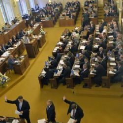 
Poslanci odložili zavedení 21procentní daně na stavební pozemky
