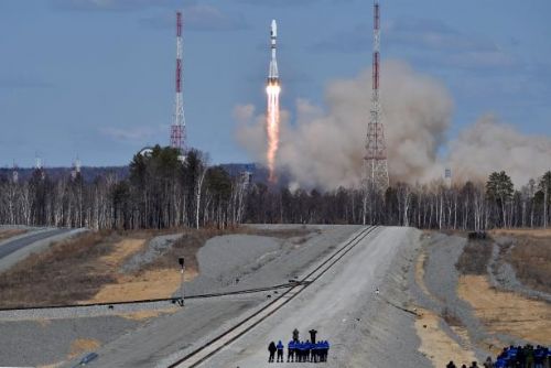 Foto: Pozdě, ale přece. Rusko úspěšně otestovalo nový kosmodrom