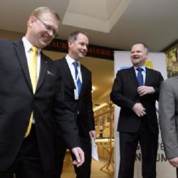 Pravolevé rozdělení politiky čeká na resuscitaci