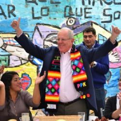 Prezidentské volby v Peru vyhrál Kuczynski. Výsledek mohou ovlivnit volební stížnosti