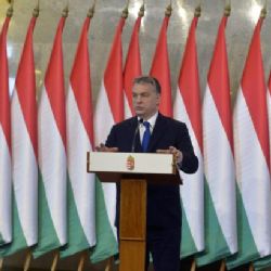 První referendum o uprchlících: Orbán nechá rozhodnutí o kvótách na Maďarech
