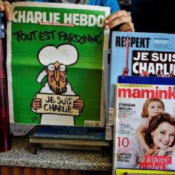 První výtisky Charlie Hebdo v Česku lidé rozebrali za pár minut