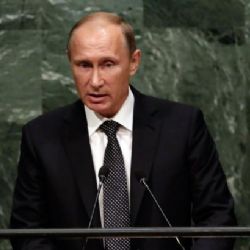 Putin: Uvažujeme o zapojení do leteckých úderů proti IS